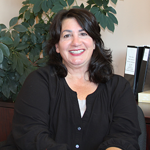 Dr. Deanna Mennig